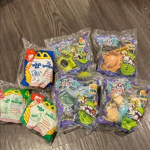 Kids meal toy lot